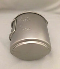 Load image into Gallery viewer, Evernew Titanium Ti Ultralight Mug Pot 500 550ml w/Pour Spout/Lid/Handles ECA537