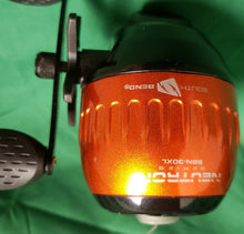 Load image into Gallery viewer, South Bend Neutron Size 30XL Spincast Fishing Reel