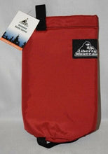 Load image into Gallery viewer, Liberty Mountain Insulated 1 Quart or Liter Red Water Bottle Carrier