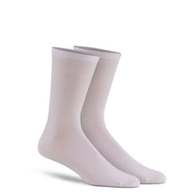 Load image into Gallery viewer, Fox River 4478 Wick Dry Alturas Socks Ultra-Lightweight Crew Liner Sock White S
