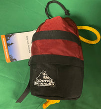 Load image into Gallery viewer, Liberty Mountain Kayaker Throw Bag w/50&#39; Rope 148140
