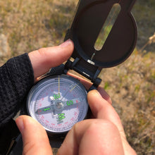 Load image into Gallery viewer, Brunton 9077 Lensatic Military-Style Compass F-9077
